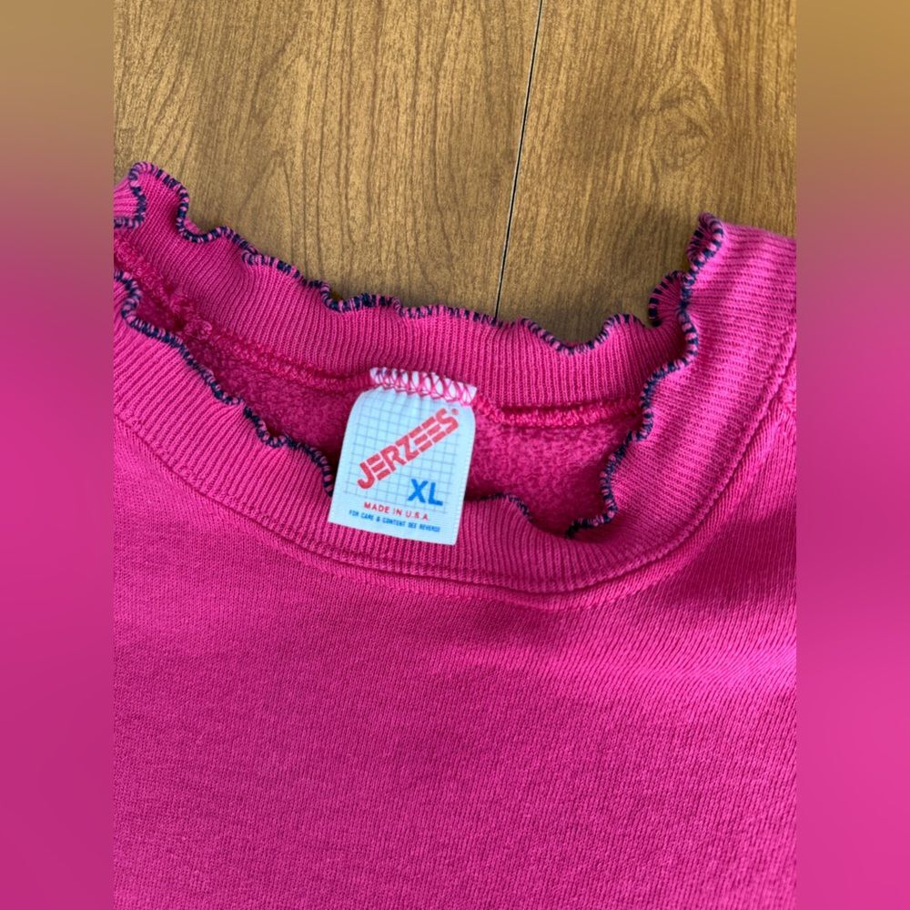 Vintage Handmade Pink Heart Sweatshirt Floral Appliqué Cozy Fleece - Picture 10 of 10